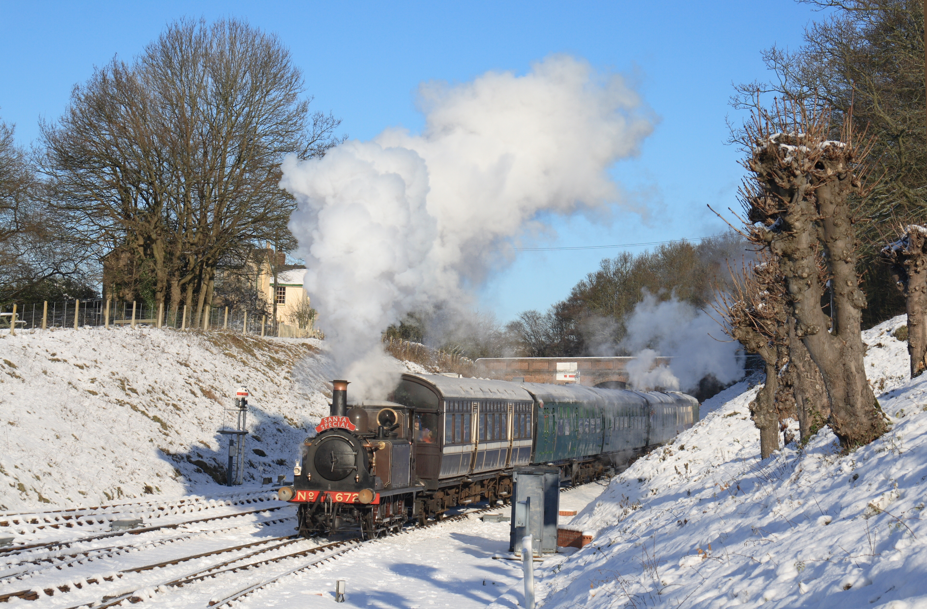 visit santa bluebell railway